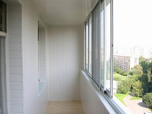 Отделка лоджии и балкона: какой материал выбрать?